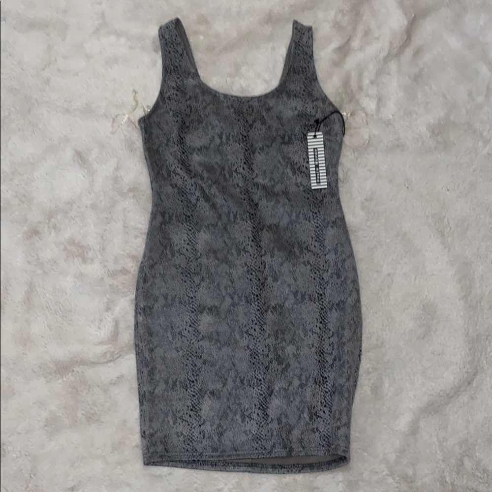 Haute Monde Gray Scoop Neck Bodycon Mini Dress